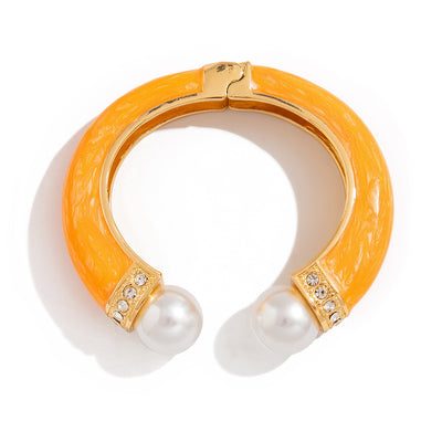 Fashionable dopamine pearl spring bracelet