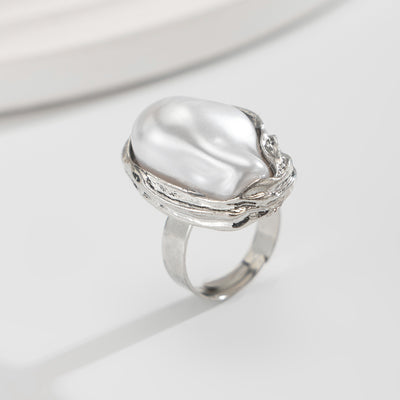 New Baroque pearl rings