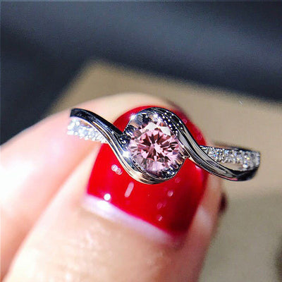 Women's Engagement Ring