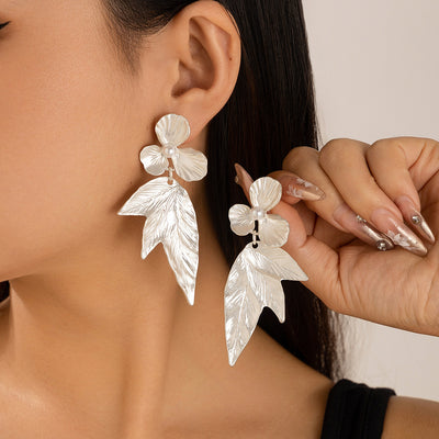 Ginkgo leaf flower earrings