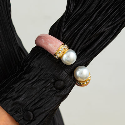 Fashionable dopamine pearl spring bracelet