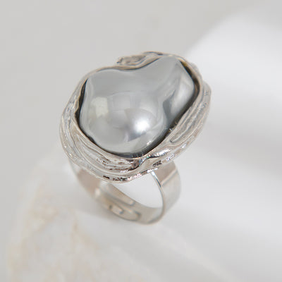 New Baroque pearl rings