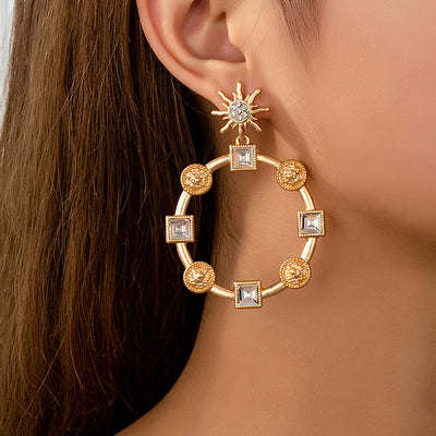 Retro court style earrings