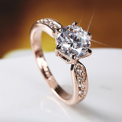 Elegant and luxurious wedding ring