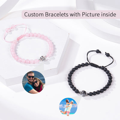 Photo projection bracelet