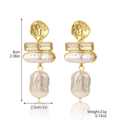 Elegant earrings for women