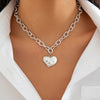 Fashionable pendant necklace