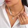 Fashionable pearl pendant necklace