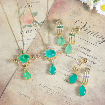 Retro palace style earrings and necklace set for women