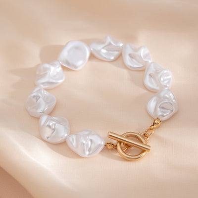 Fashionable irregular pearl luxury necklace set