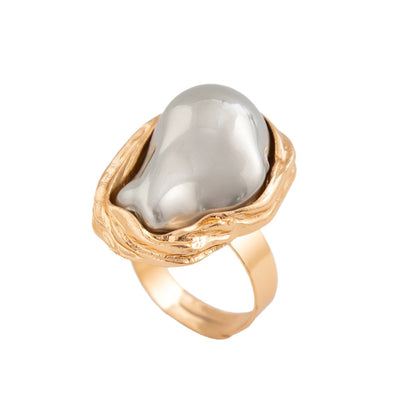 New Baroque pearl rings