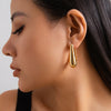 Simple design earrings