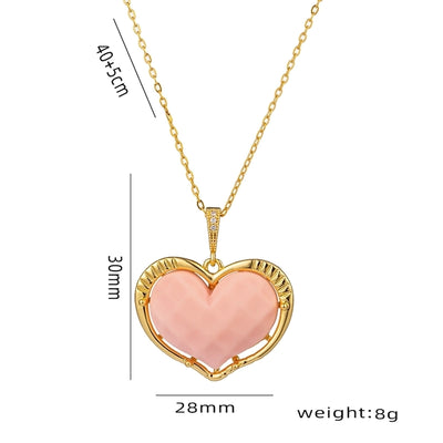 Elegant heart pendant necklace